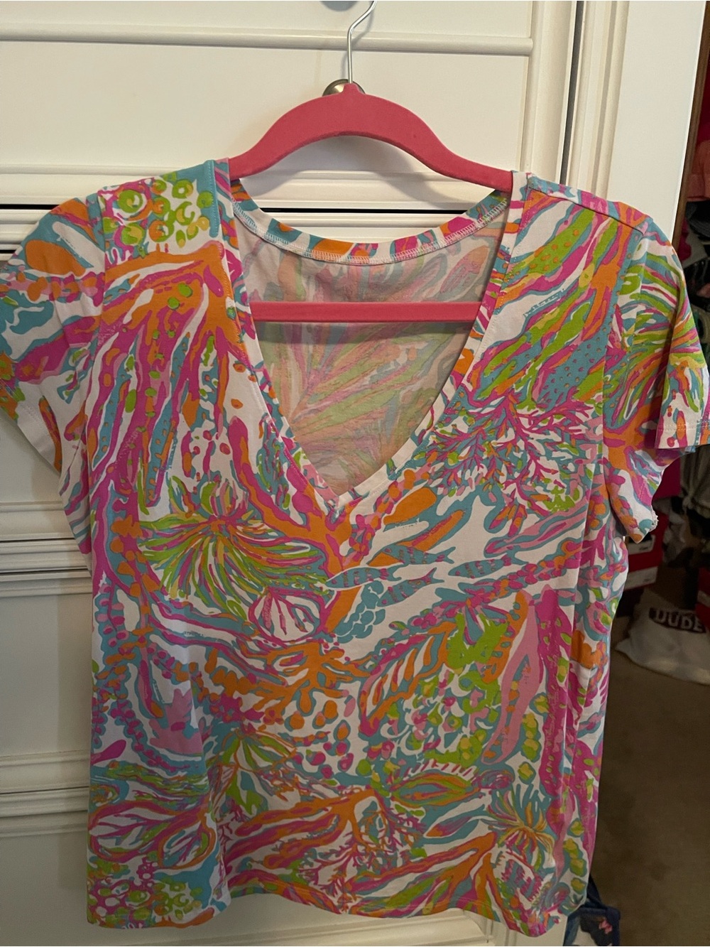 Lilly Pulitzer Multicolor V-Neck Short Sleeve Tee